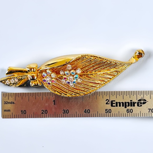 Vintage Gold Tone AB Rhinestone Leaf With Bow Brooch Pin - Picture 4 of 4